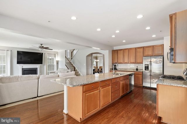4203 CAMBERWELL LN, Burtonsville, MD 20866