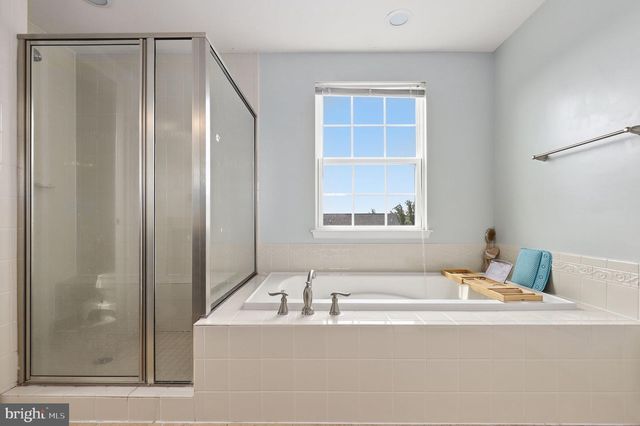 4203 CAMBERWELL LN, Burtonsville, MD 20866