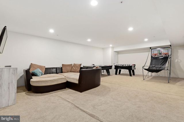 4203 CAMBERWELL LN, Burtonsville, MD 20866