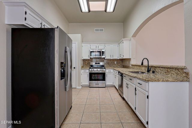 12426 Paseo Lindo Drive, El Paso, TX 79928