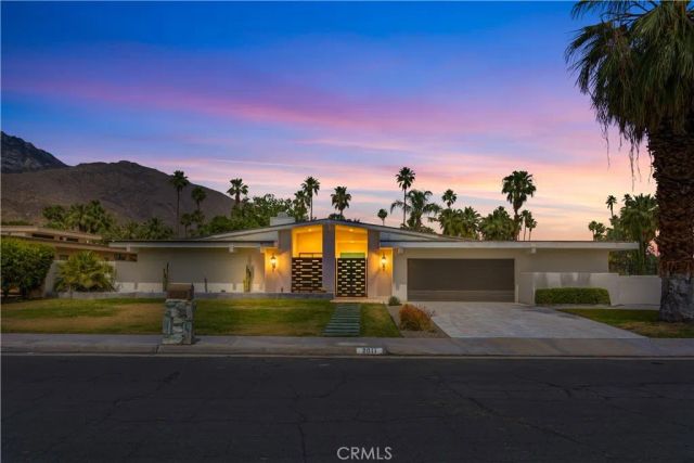 2011 S Tulare, Palm Springs, CA 92264