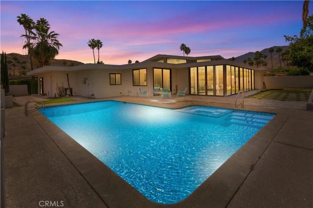 2011 S Tulare, Palm Springs, CA 92264
