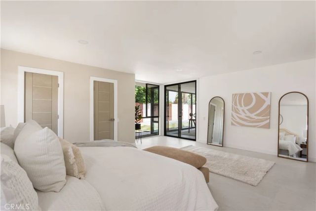 2011 S Tulare, Palm Springs, CA 92264