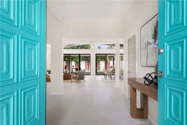 2011 S Tulare, Palm Springs, CA 92264