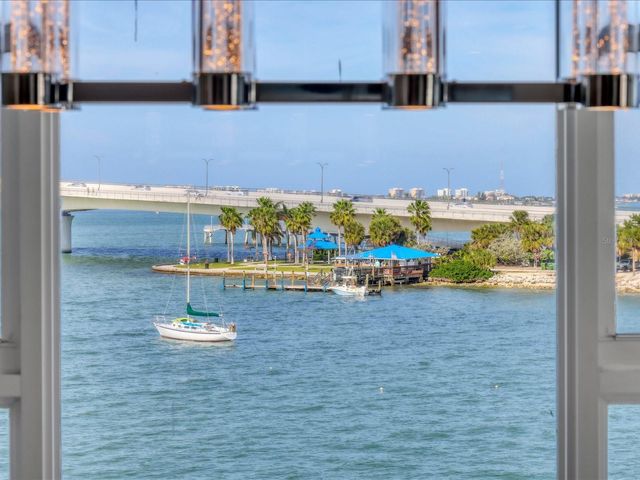226 GOLDEN GATE POINT 44, Sarasota, FL 34236