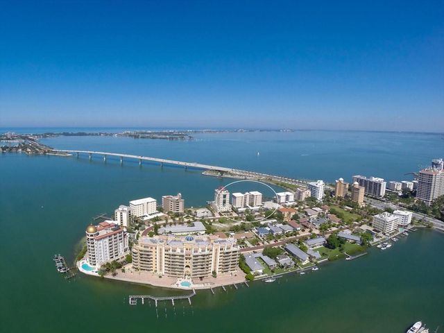 226 GOLDEN GATE POINT 44, Sarasota, FL 34236