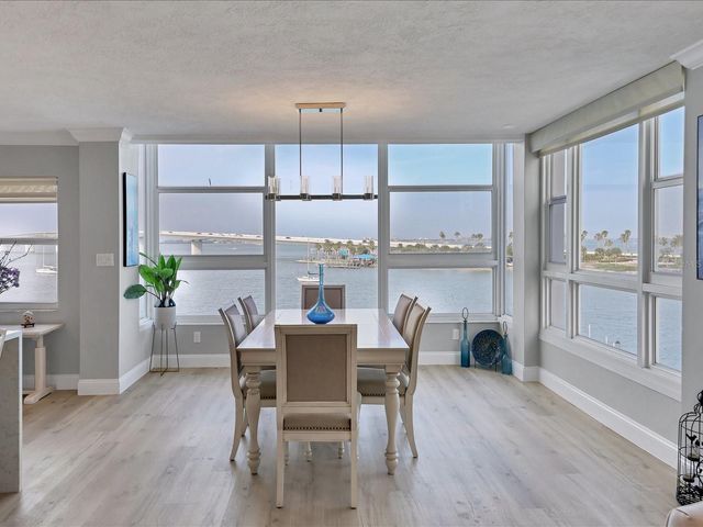 226 GOLDEN GATE POINT 44, Sarasota, FL 34236