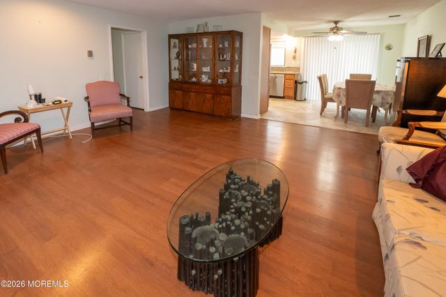 264B Crosse Drive, Monroe, NJ 08831