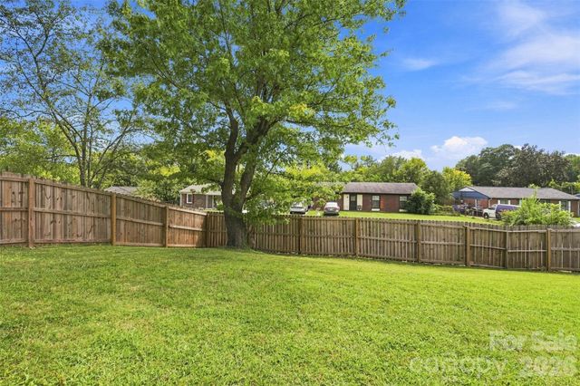3601 Fagan Way, Charlotte, NC 28216