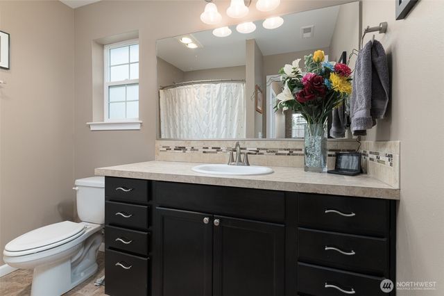 2534 Hewlett Court, Bellingham, WA 98229