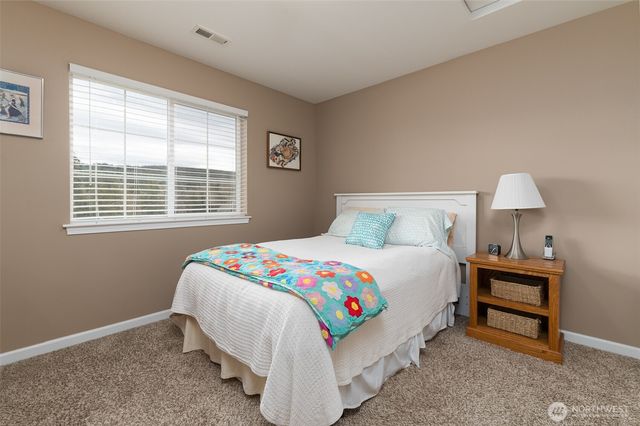 2534 Hewlett Court, Bellingham, WA 98229