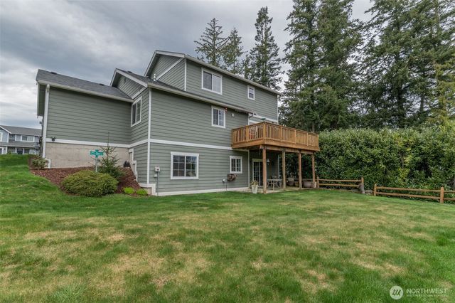 2534 Hewlett Court, Bellingham, WA 98229