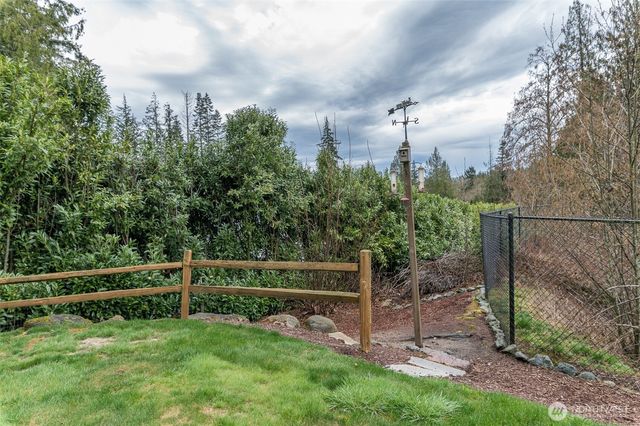 2534 Hewlett Court, Bellingham, WA 98229