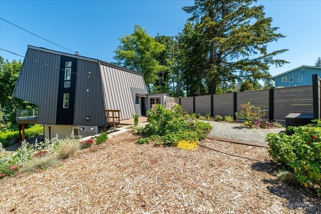 1857 Cascade View Drive, Camano Island, WA 98282