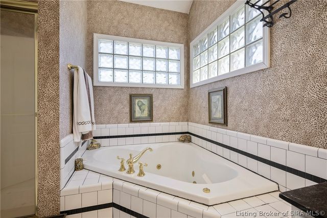 3050 Cobblers Crossing Road, New Albany, IN 47150
