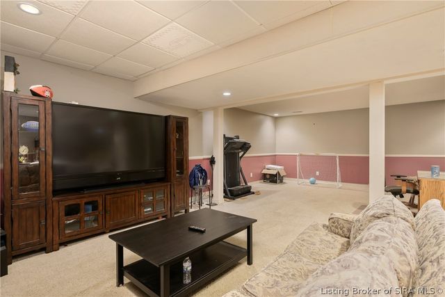 3050 Cobblers Crossing Road, New Albany, IN 47150