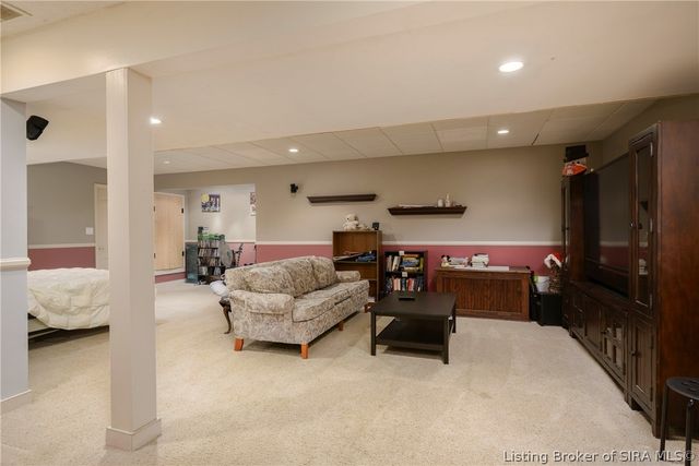3050 Cobblers Crossing Road, New Albany, IN 47150