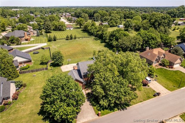3050 Cobblers Crossing Road, New Albany, IN 47150