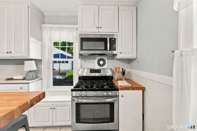 141 Walden Street, West Hartford, CT 06107