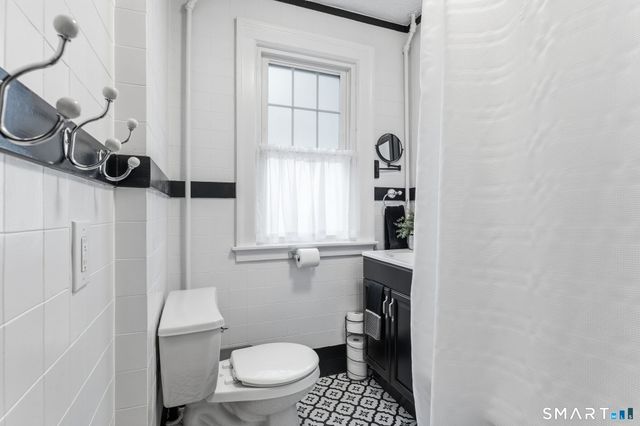 141 Walden Street, West Hartford, CT 06107