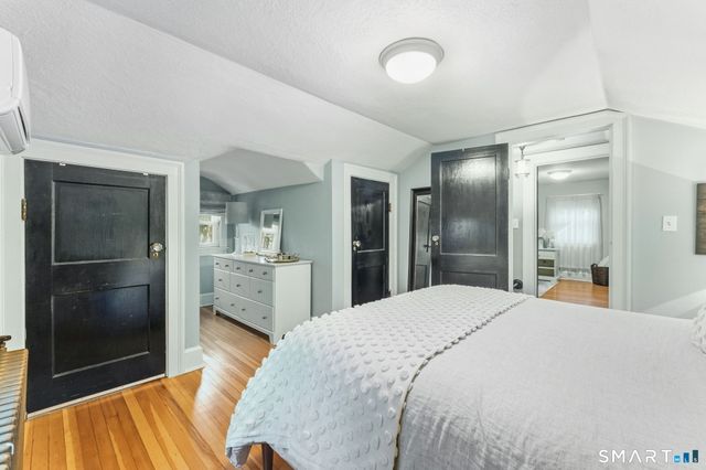 141 Walden Street, West Hartford, CT 06107
