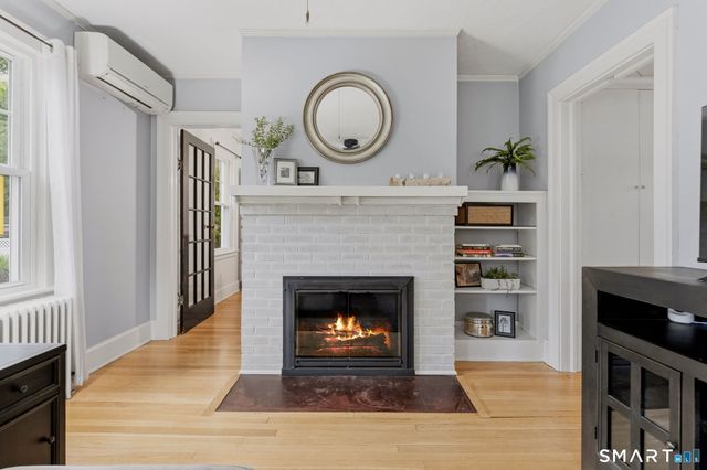141 Walden Street, West Hartford, CT 06107