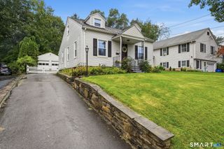 141 Walden Street, West Hartford, CT 06107