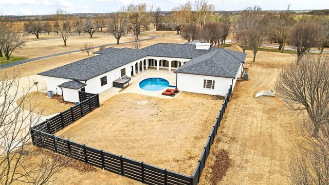 103 Mallard Row, Washington, OK 73093