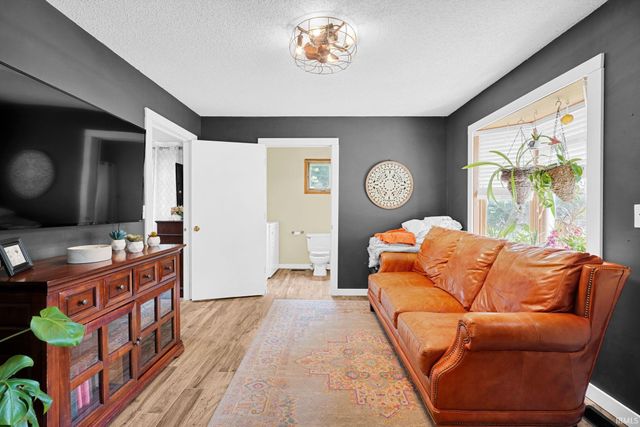 332 Eastwood Drive, Bedford, IN 47421