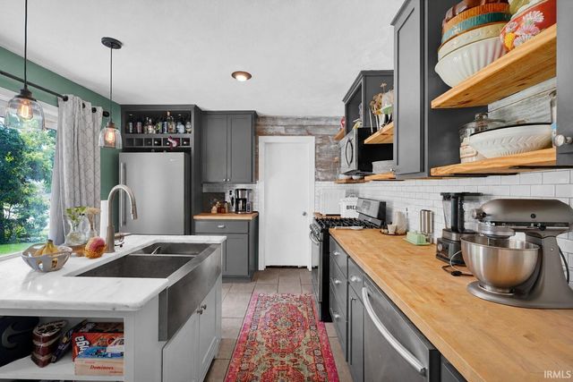 332 Eastwood Drive, Bedford, IN 47421