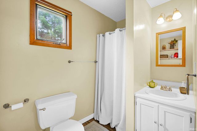 332 Eastwood Drive, Bedford, IN 47421