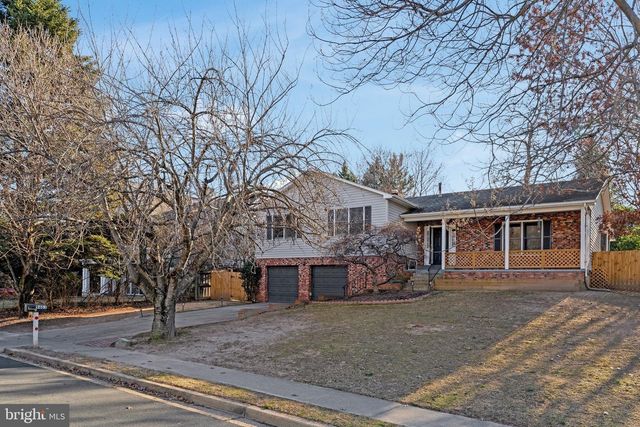 9403 TALISMAN DR, Vienna, VA 22182