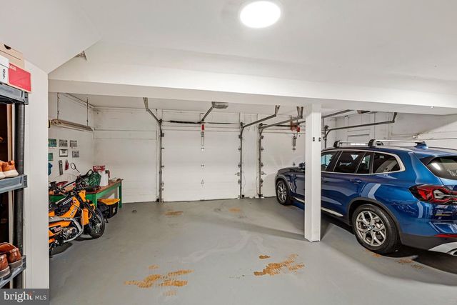 9403 TALISMAN DR, Vienna, VA 22182