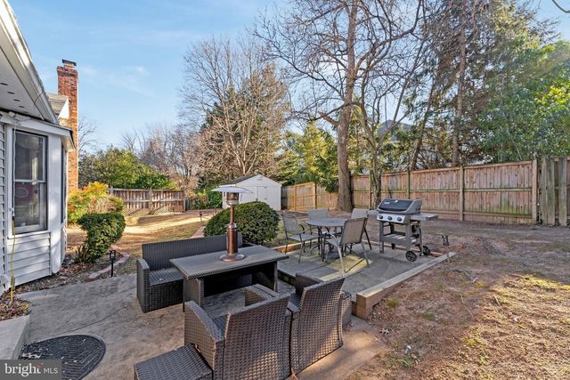 9403 TALISMAN DR, Vienna, VA 22182