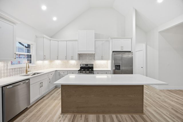 111 Choctaw Trail, Richmond, KY 40475