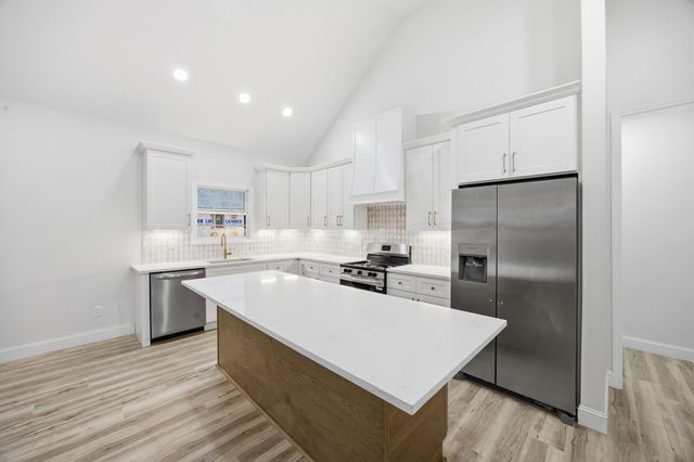 111 Choctaw Trail, Richmond, KY 40475