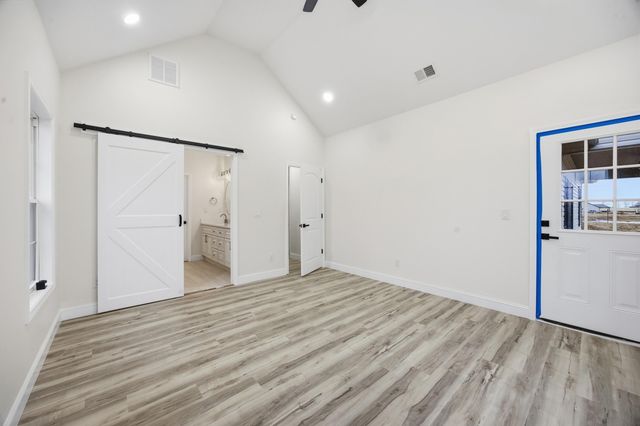 111 Choctaw Trail, Richmond, KY 40475