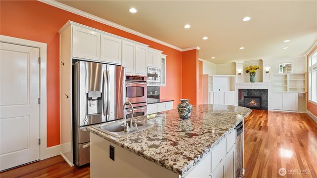 1511 25th Avenue NE, Issaquah, WA 98029