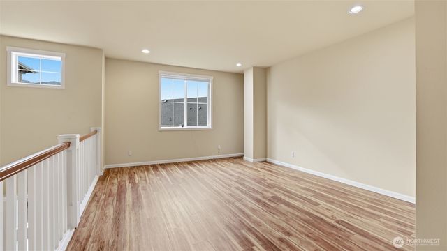 1511 25th Avenue NE, Issaquah, WA 98029