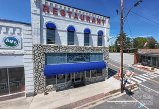 102 Linville Street, Morganton, NC 28655