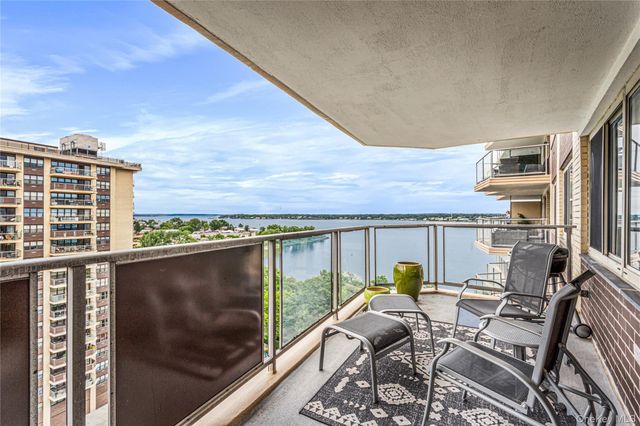 18-15 215 Street 14 G, Bayside, NY 11360