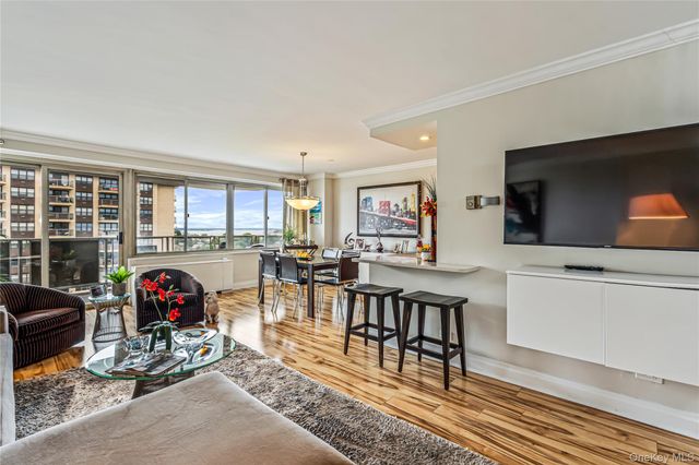18-15 215 Street 14 G, Bayside, NY 11360
