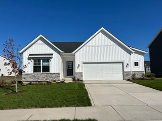 5264 Red Rock Lane, Schererville, IN 46375
