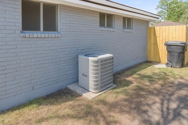 1135 Canterdale Street, Houston, TX 77047