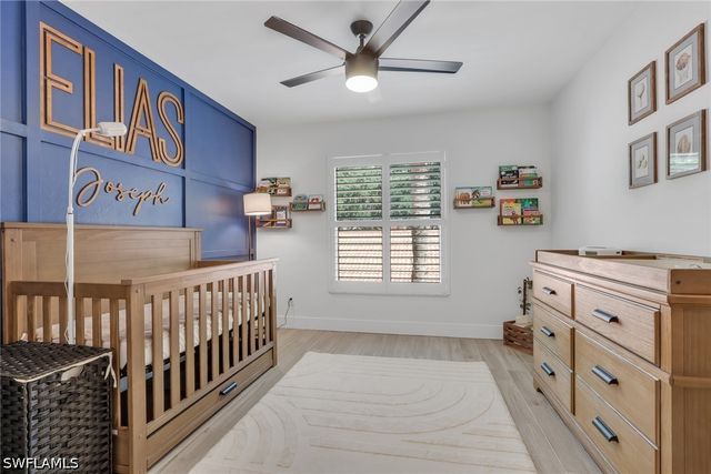 241 Robin Hood CIR 202, Naples, FL 34104