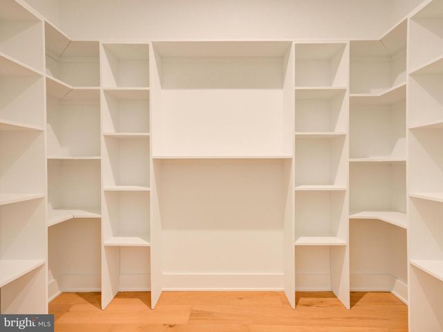 1019 E PALMER ST, Philadelphia, PA 19125