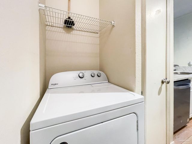 601 E Burgess Rd E4, Pensacola, FL 32504