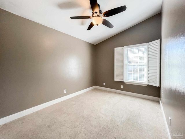 601 E Burgess Rd E4, Pensacola, FL 32504