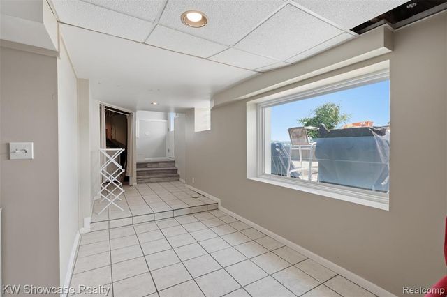 301 S Pontiac Trail, Walled Lake, MI 48390
