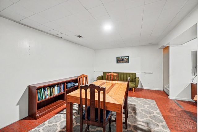 604 Neptune Way, Union Twp, OH 45244